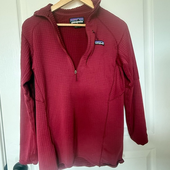 Patagonia Maroon Half-Zip Fleece - Picture 1 of 9